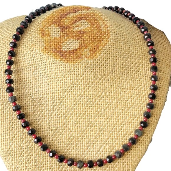 Vintage Heavy Glass Bead Necklace Red Black Women Adjustable Jewelry Retro Glam - Picture 6 of 11
